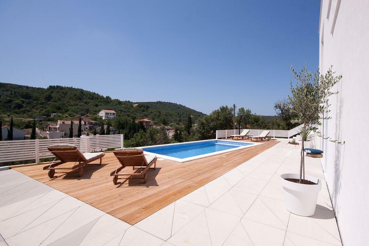 Villa Artemis Žman Exteriér fotografie